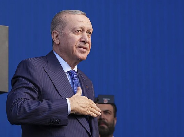 Cumhurbaşkanı Erdoğan'dan Özgür Özel'e Deprem Bölgesi' Tepkisi! ‘3 Yıldır Yoktunuz Yeni Mi Ayıldınız’